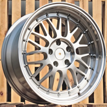 Джанта R18 8 5X112 ET35 66.5 A1025 RACIN MS