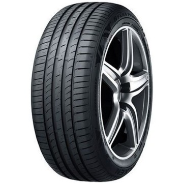 NEXEN N'FERA Primus 215/60R17 96V