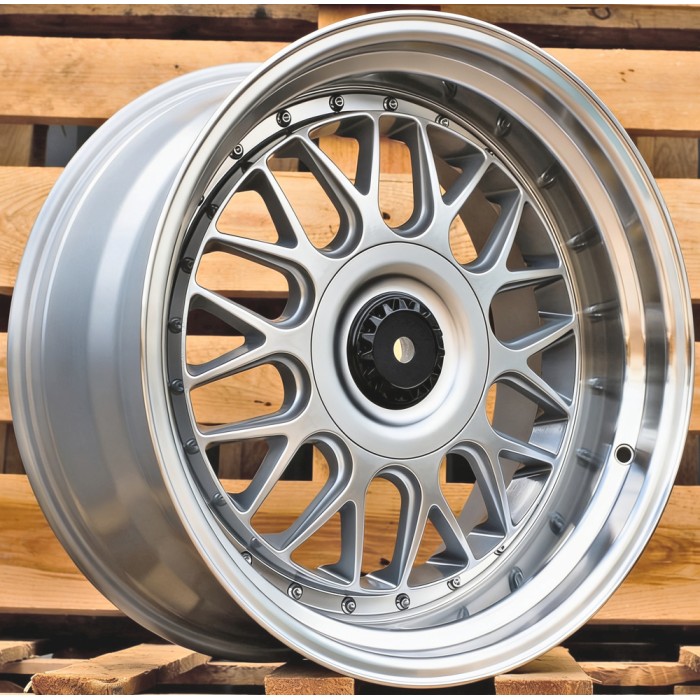 Джанта R18 8.5 5X120 ET35 74.1 XE244 BMW SP
